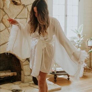 Bridal Blanc Mini Kimono Robe